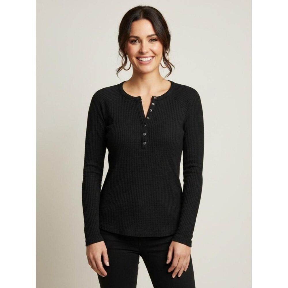 Ultra-flirt Women's Black T-shirt